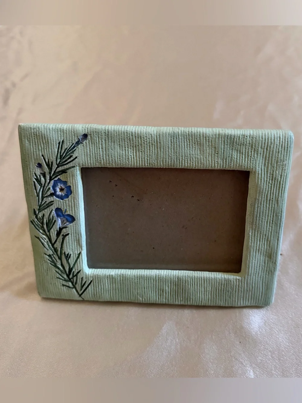 Burnes of Boston Vintage Green Textured Floral Picture Frame